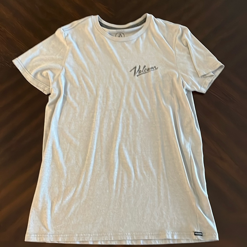 Volcom great shirt